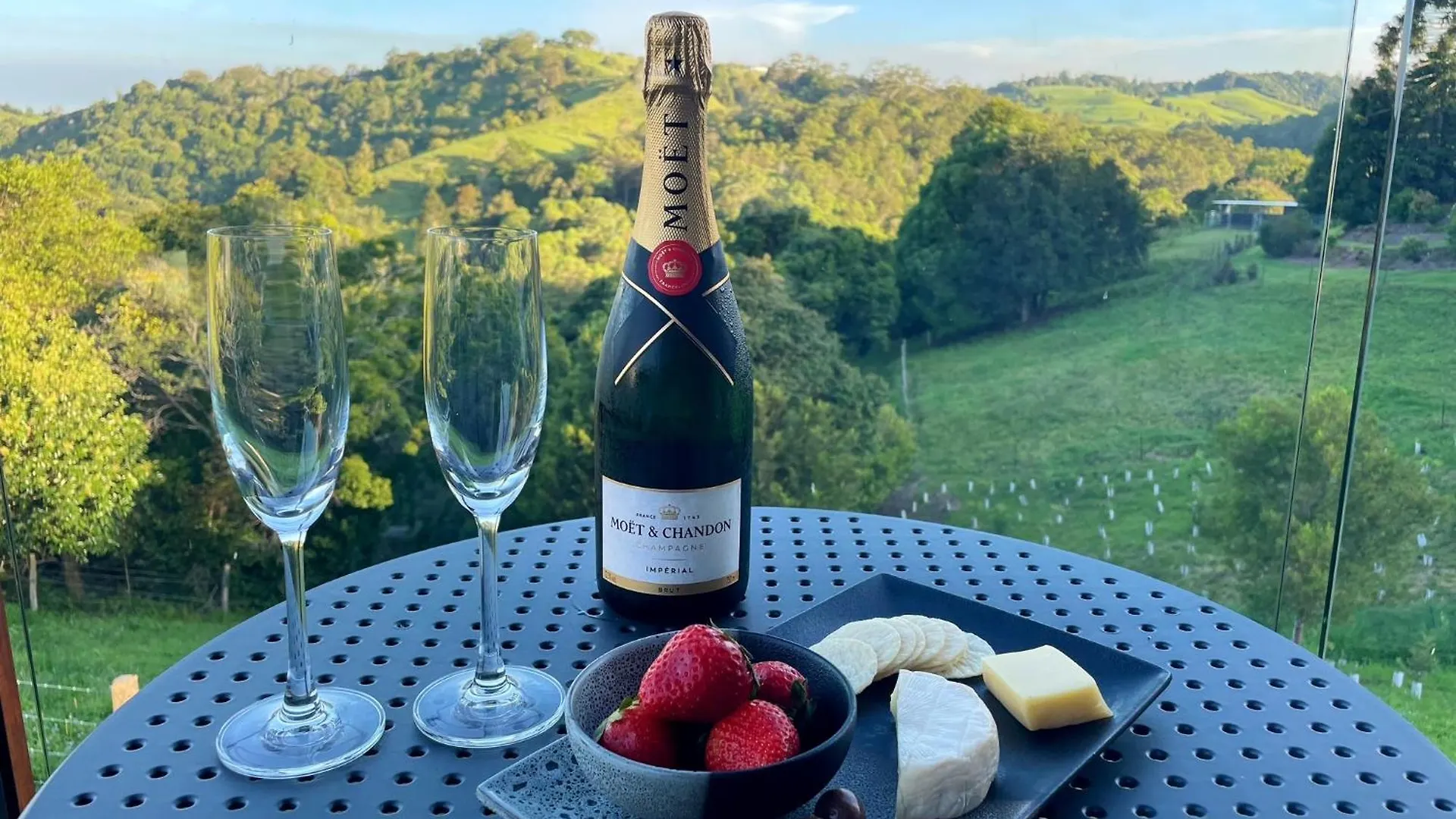 Obi Rise Maleny Villa